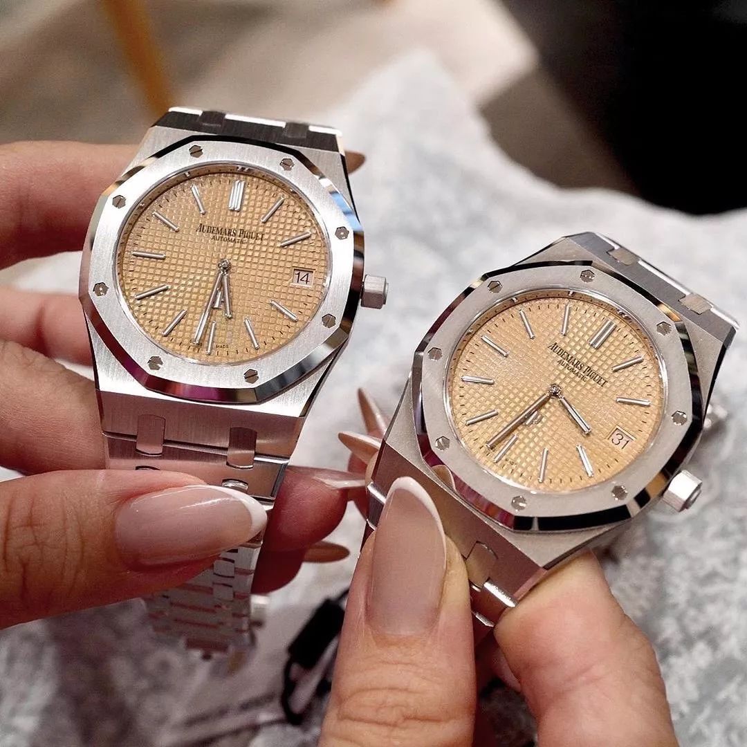 非诚勿扰成功牵手后送手表 (非诚勿扰牵手成功送名牌包包)