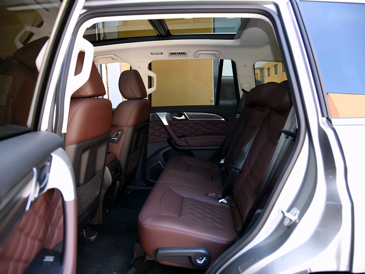 24款哈弗h9落地多少钱,24款全新哈弗h9多少钱落地