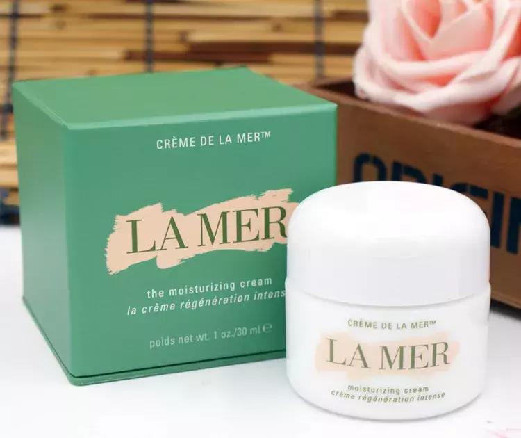 女人一生要用的几种化妆品,女人一生中必备的化妆品