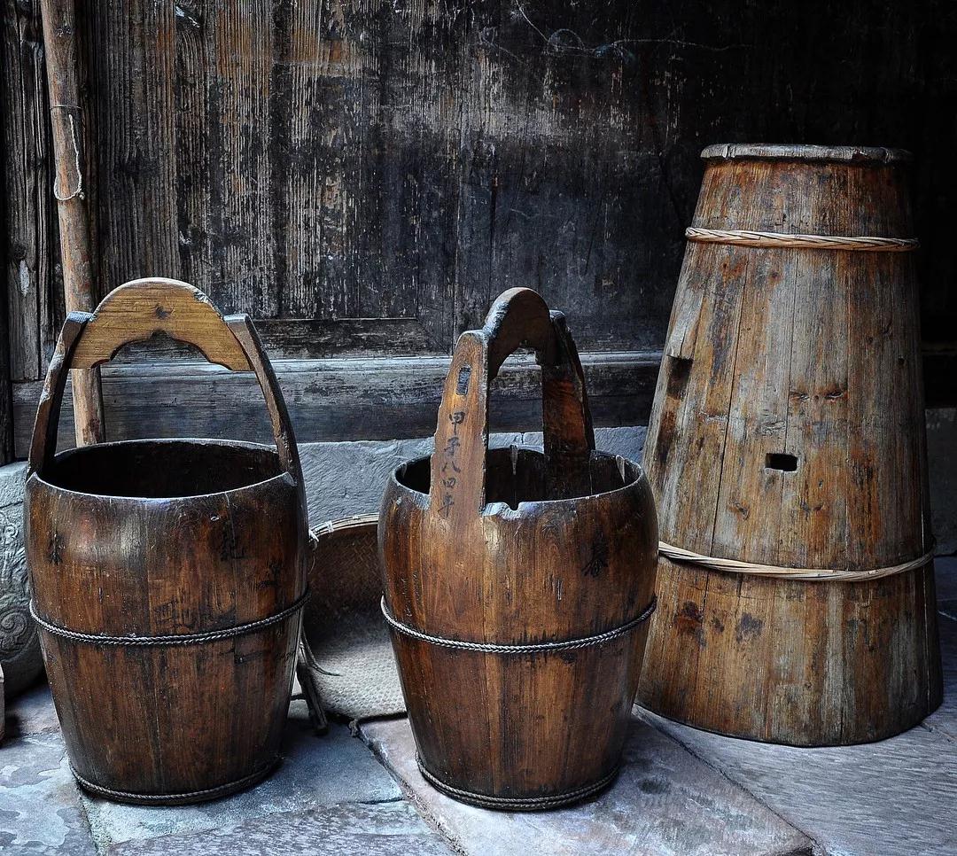 安徽大山废弃的古宅,安徽一座百年废弃的古宅