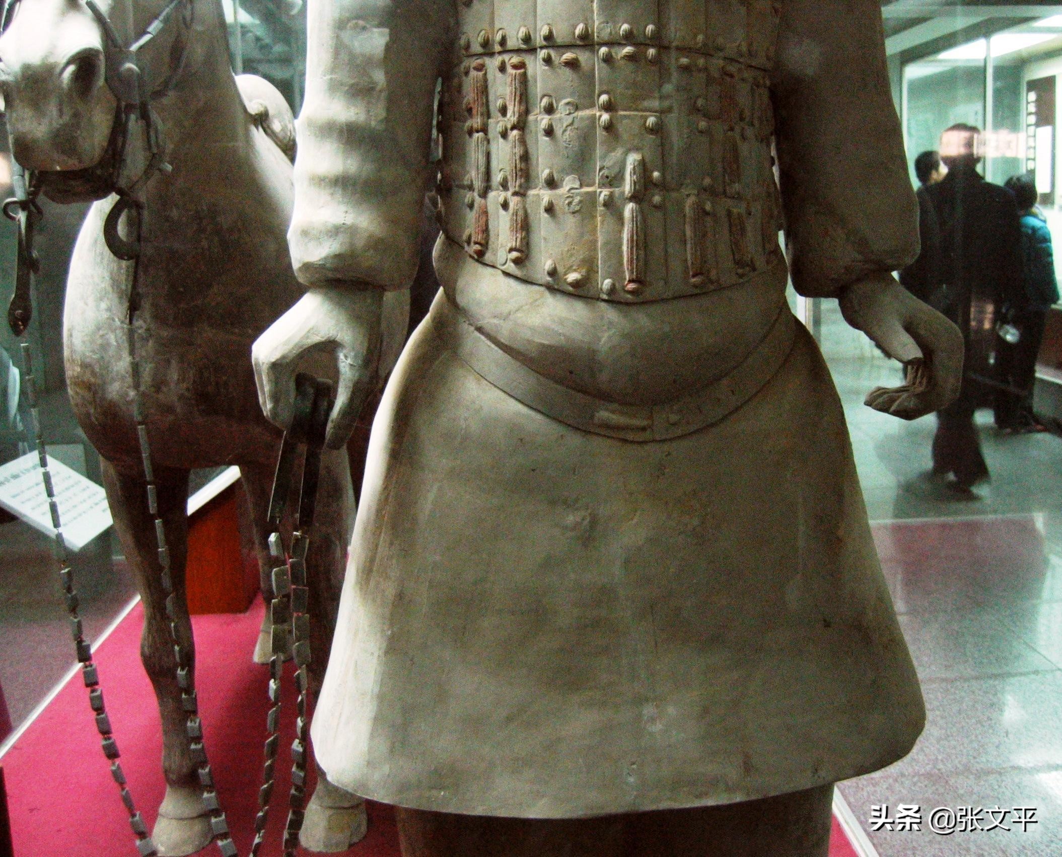 山西阳泉博物馆举办的“带钩”艺术展，恰好“押中”高考作文题