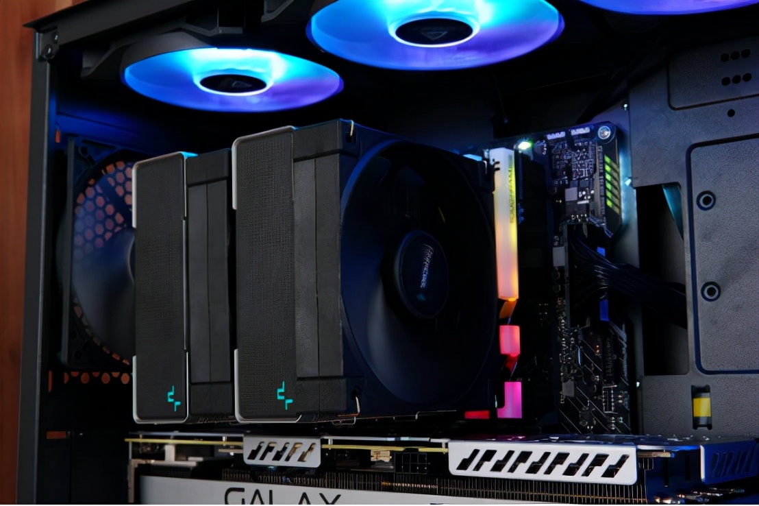 九州风神AK620数显版风冷散热器,九州风神ak620对比追风者t6