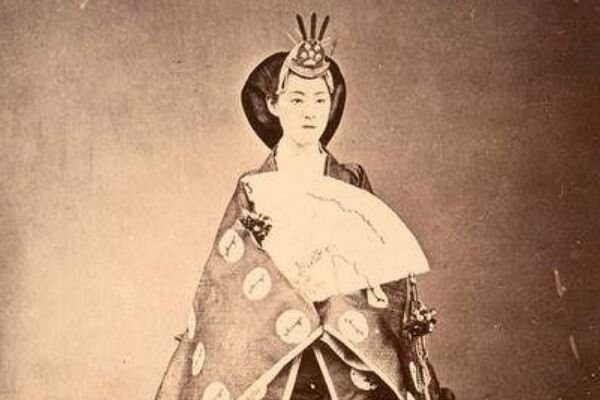 日本皇室珠宝珍珠,皇冠高仿