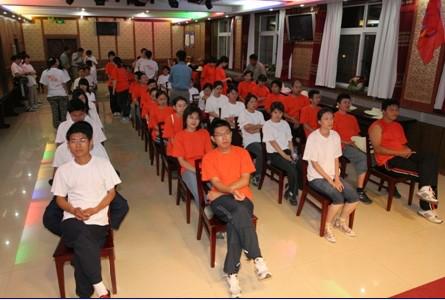 二十人团建活动游戏,团建培训小游戏