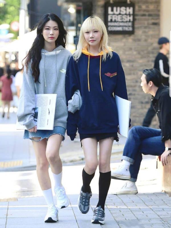 韩系露腿穿搭,冬天露腿穿搭街拍