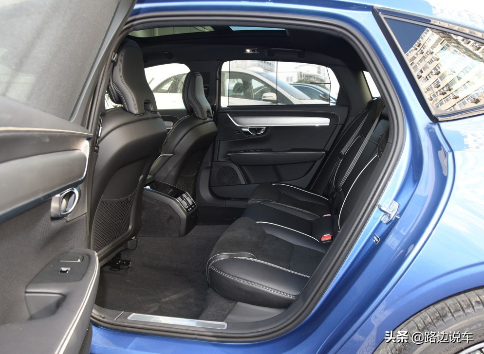 放弃宝马525选择奔驰e260,放弃了宝马5系最后选了凯迪拉克