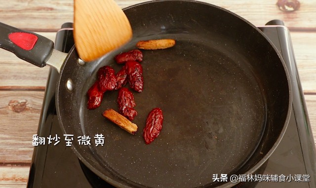 煮什么茶可以给小孩消食,宝宝脾胃不好给他煮什么茶