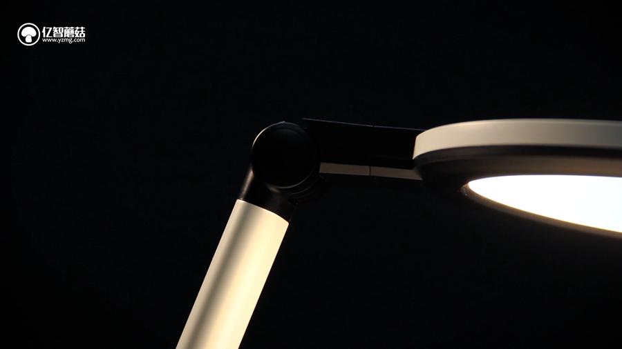 不要再相信“护眼灯”这种鬼话了!200~1500元台灯横测揭秘