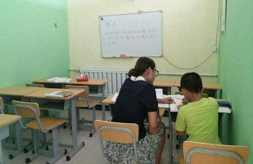 收入低孩子有必要去上补习班吗,有钱的家庭可以报辅导班