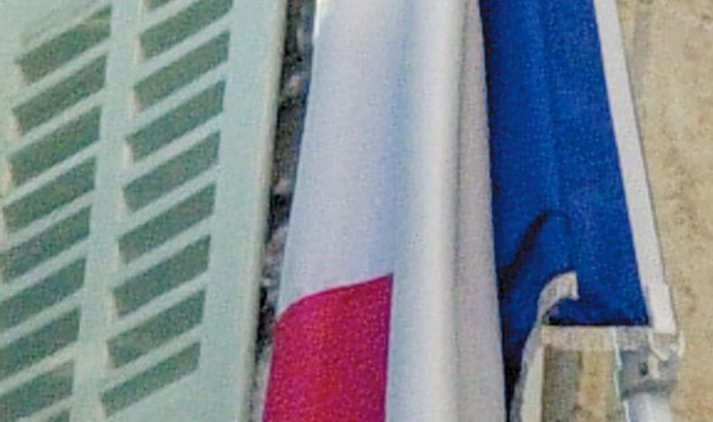 拍摄的照片怎么处理,怎么解决拍照曝光