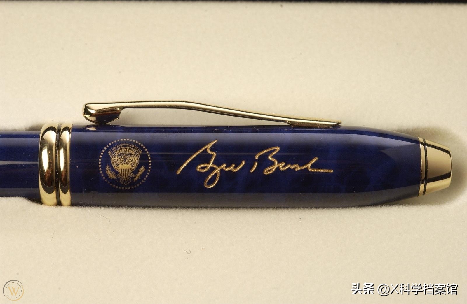 美国总统为啥要放10支钢笔,美国总统签字用多少笔