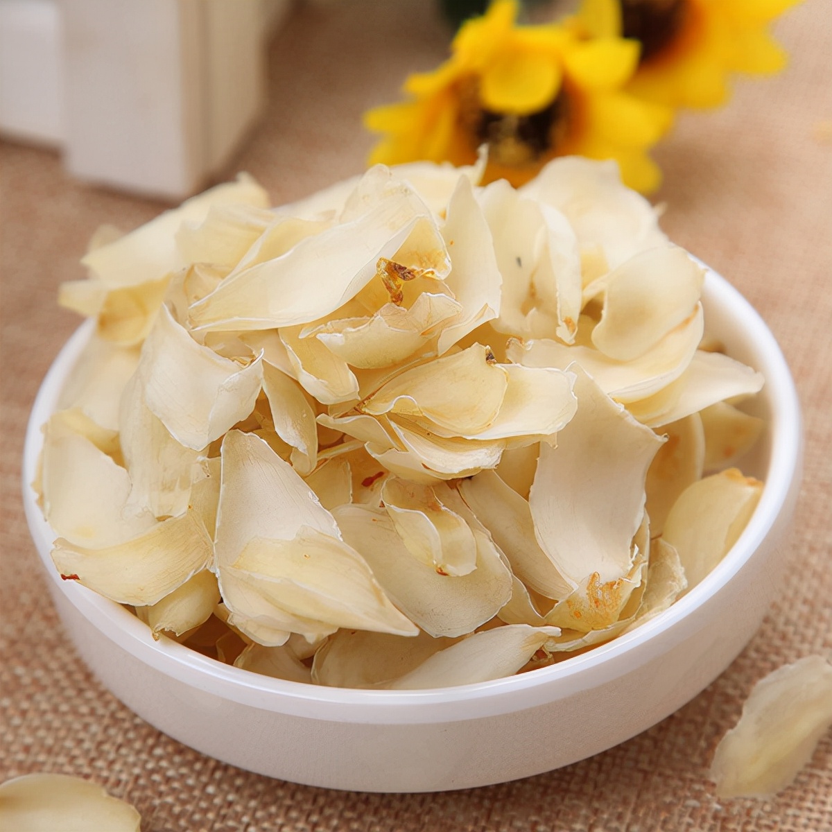 人养花花养人下句,什么花好养活又好看还可以吃的