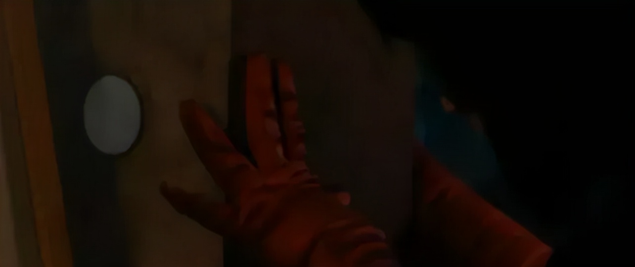 *窥偷**成瘾有多可怕?全程捂眼才敢安利这女神新片