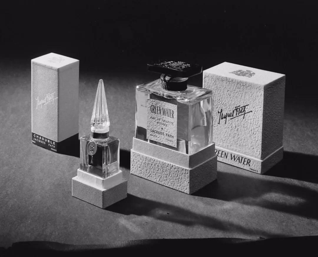 这位香奈儿的死对头，迪奥先生齐名，打造出最原汁原味的法式优雅