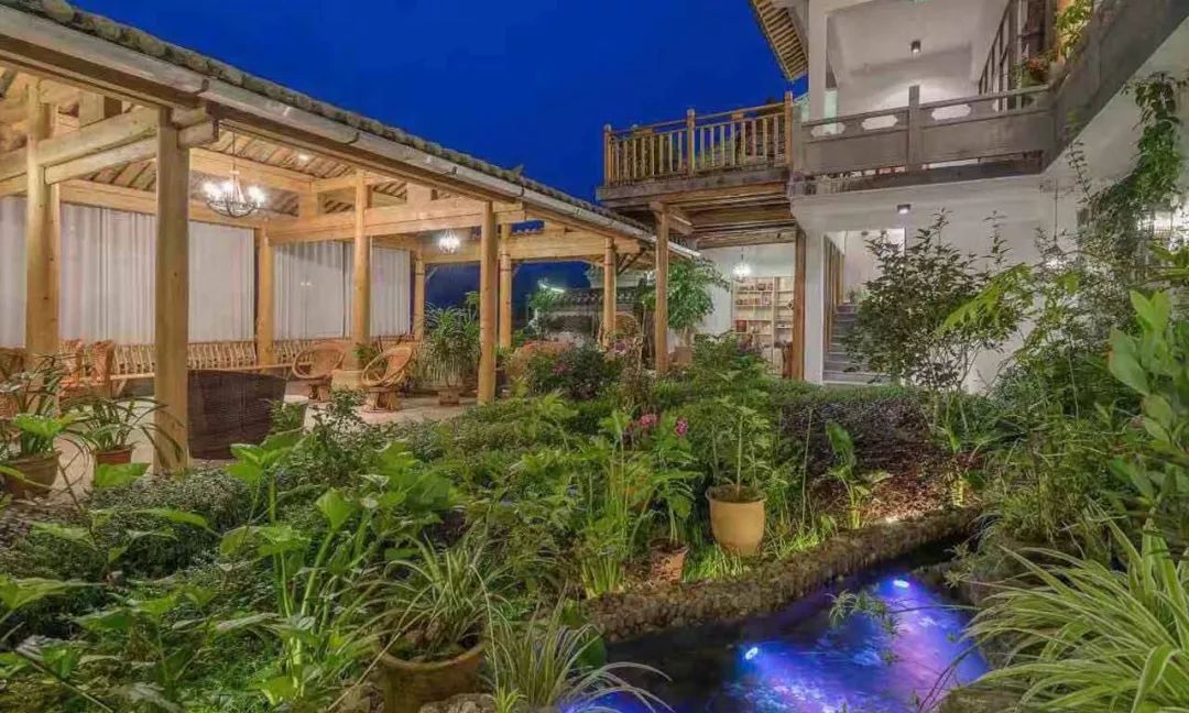 睡遍全国15个景区里的如程美宿，2岛3湖4山6古镇任你玩