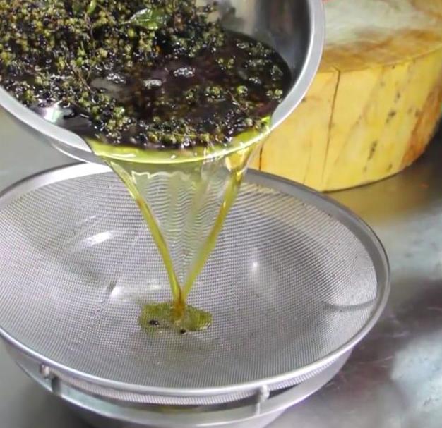 炸花椒油用放水么,炸花椒油用不用去籽