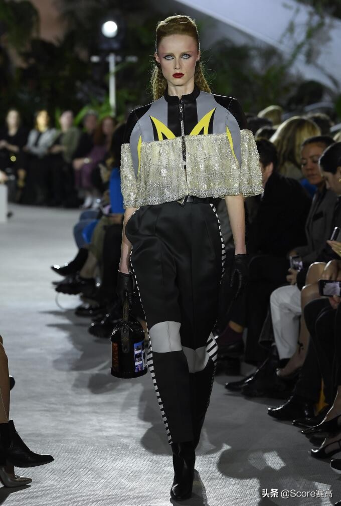 lv至臻奇亚娜皮肤,奇亚娜lv限定