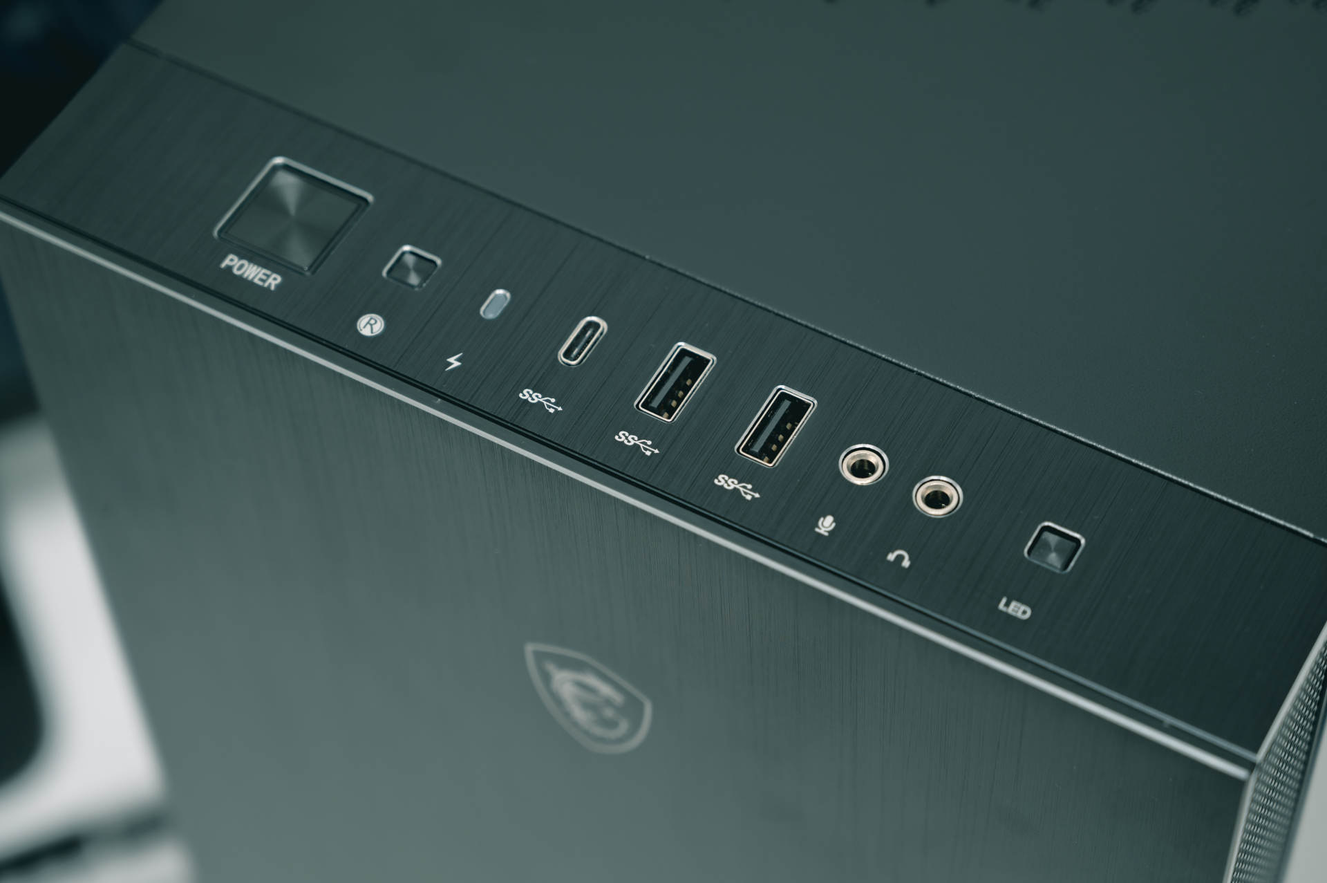 5分钟可以攒一台高性能PC？微星准系统让你告别小白烦恼