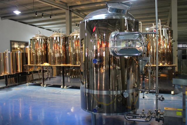 自酿啤酒家用设备推荐,一套自酿啤酒设备大概多少钱