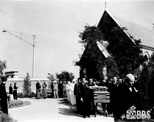 小蘑菇坟怎么处理,小蘑菇坟墓视频