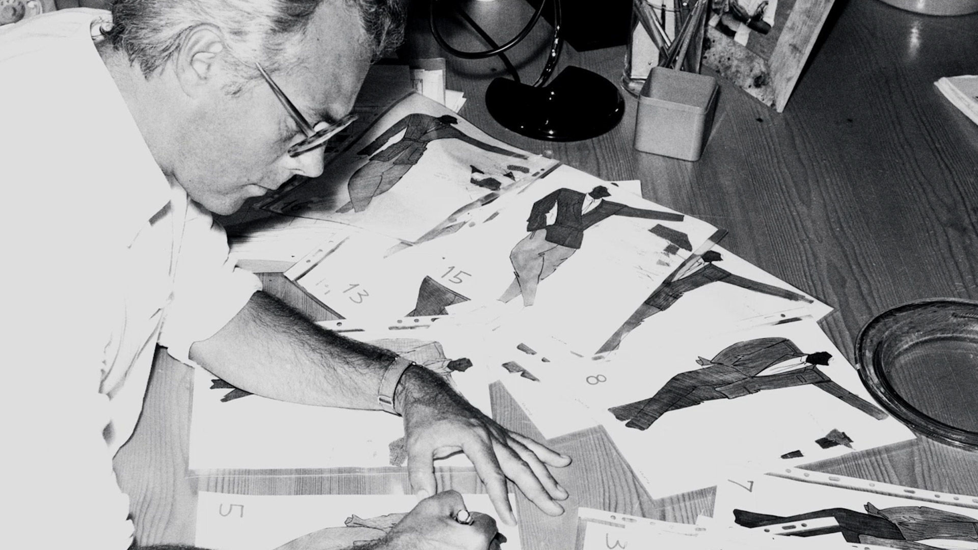 米兰时装周阿玛尼刘诗诗,米兰时装周阿玛尼户外走秀