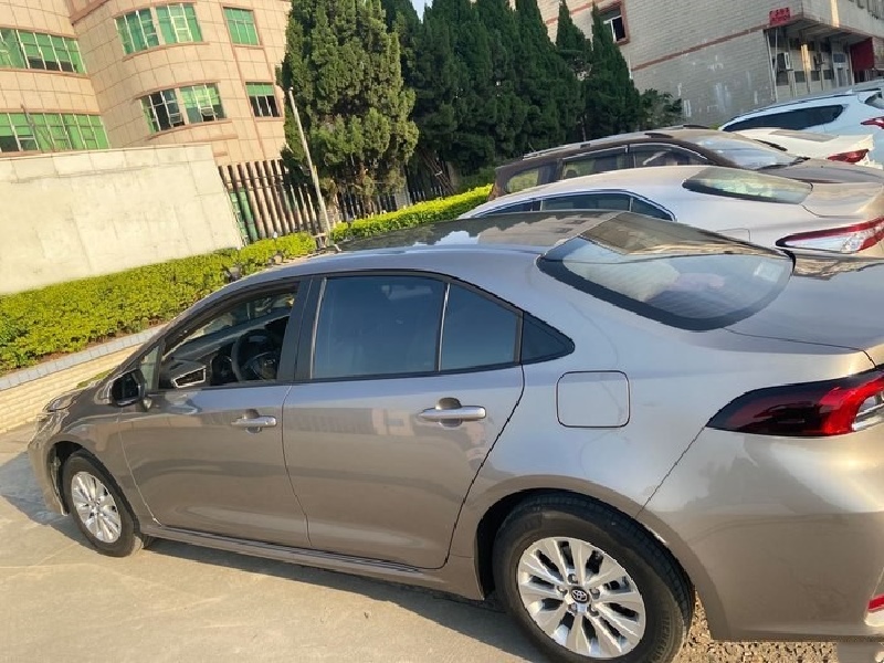 卡罗拉车油耗4.6是多少,卡罗拉混动版的动力够用吗