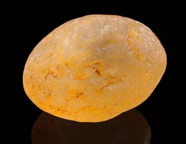 终于捡到了值钱的石头,捡到这些石头不要扔真的很值钱