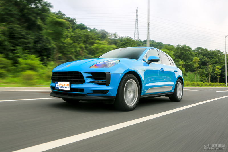 2019款保时捷macans运动suv之选 (2022款保时捷macan s深度试驾2.9t)