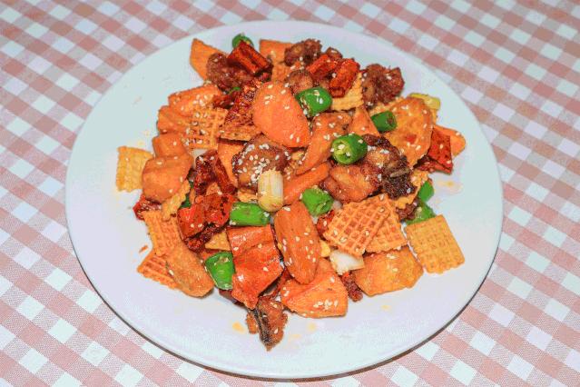 学生最满意的大学之一！网友评价TOP食堂，还被称为京城第一食堂！