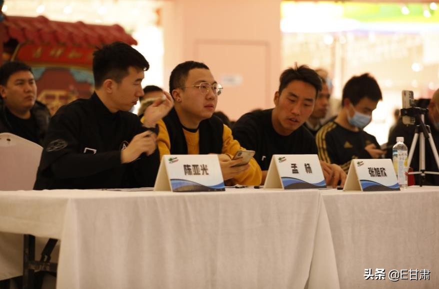 战马足球赛,战马赛事现场视频