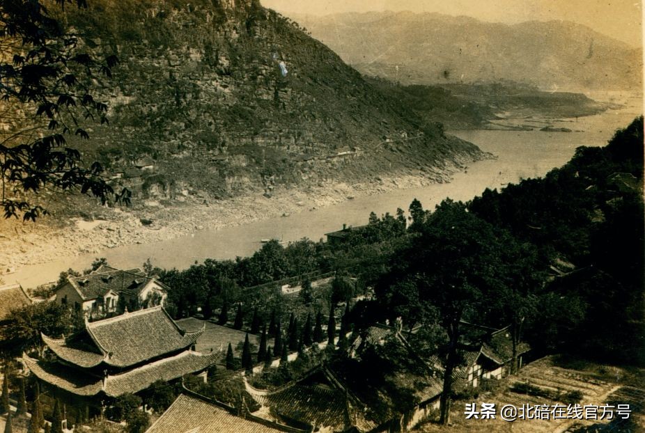 夜雨寄北是写给北碚的吗,夜雨寄北北碚
