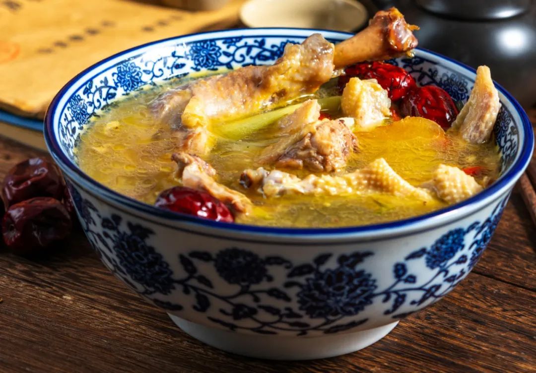 鸡汤这样做汤汁才鲜美美食分享,鲜美的鸡汤做法简单