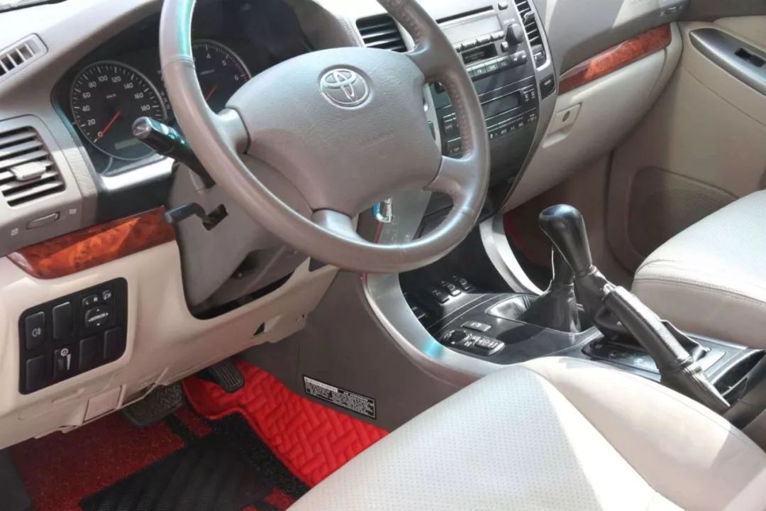 老车翻新：15年后的邂逅，普拉多LC120旧车换新颜，满血复活。