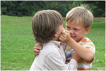 孩子被别的孩子打了可以报警吗,别的小朋友打我家孩子怎么教育