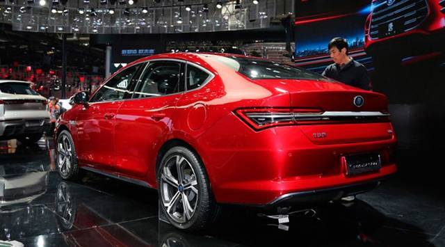 荣威8万元左右的纯电动轿车,8万元的荣威自动挡车