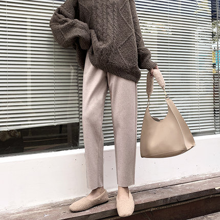 奢适窄版阔腿裤秋冬垂坠感显瘦,冬款浅色反季牛仔阔腿裤秋冬搭配