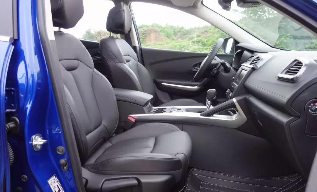 科雷嘉两驱测评,科雷嘉suv