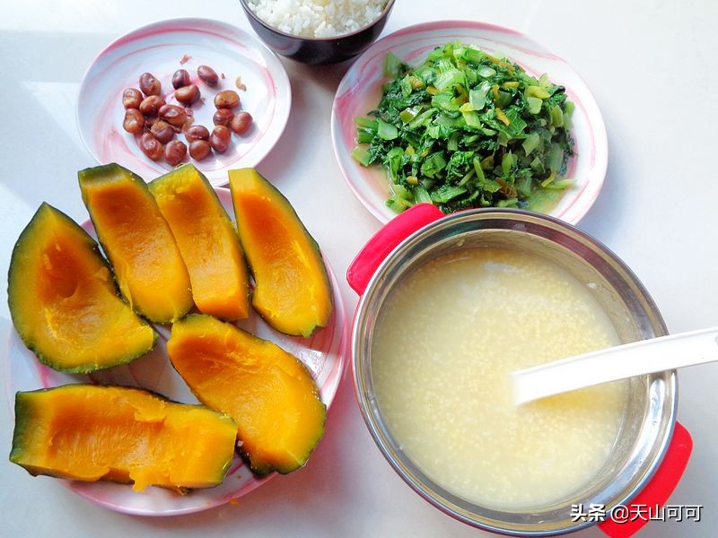 防秋燥周末三餐，凉皮配酱烧鱼，在家做，就是吃得舒服又省钱