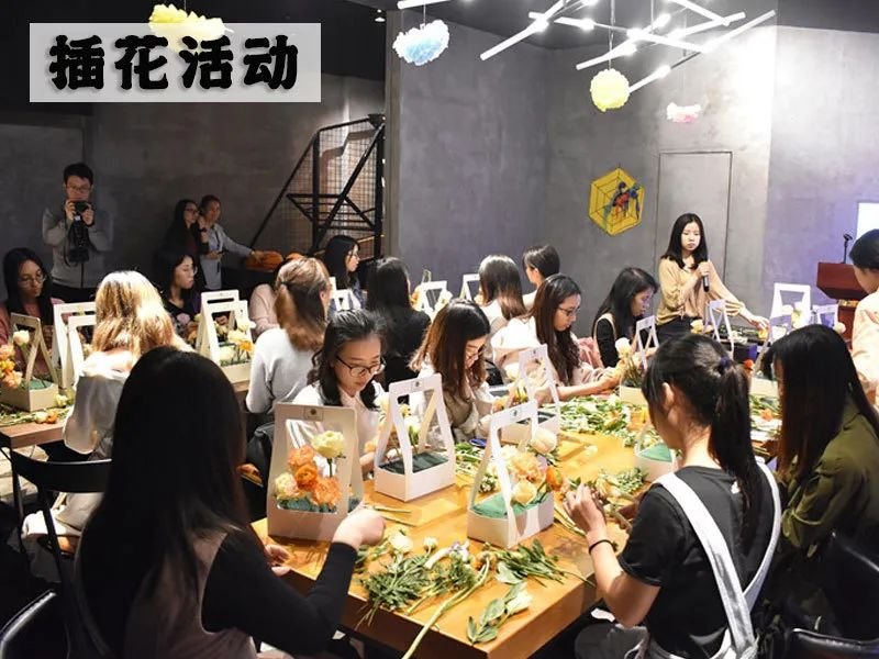 轰趴馆里的小型ktv多少钱,酒店式公寓轰趴棋牌馆