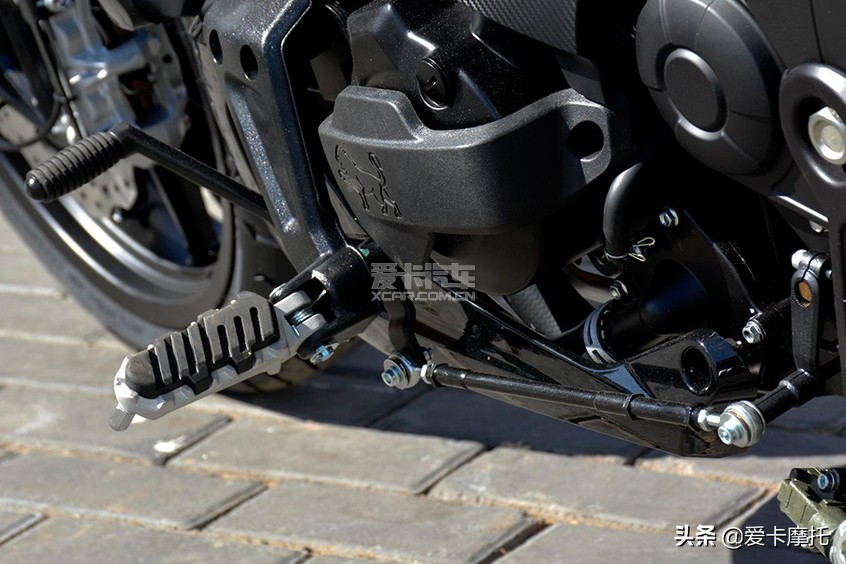 2023年贝纳利502新款图片,贝纳利502c改杜卡迪大魔鬼排气