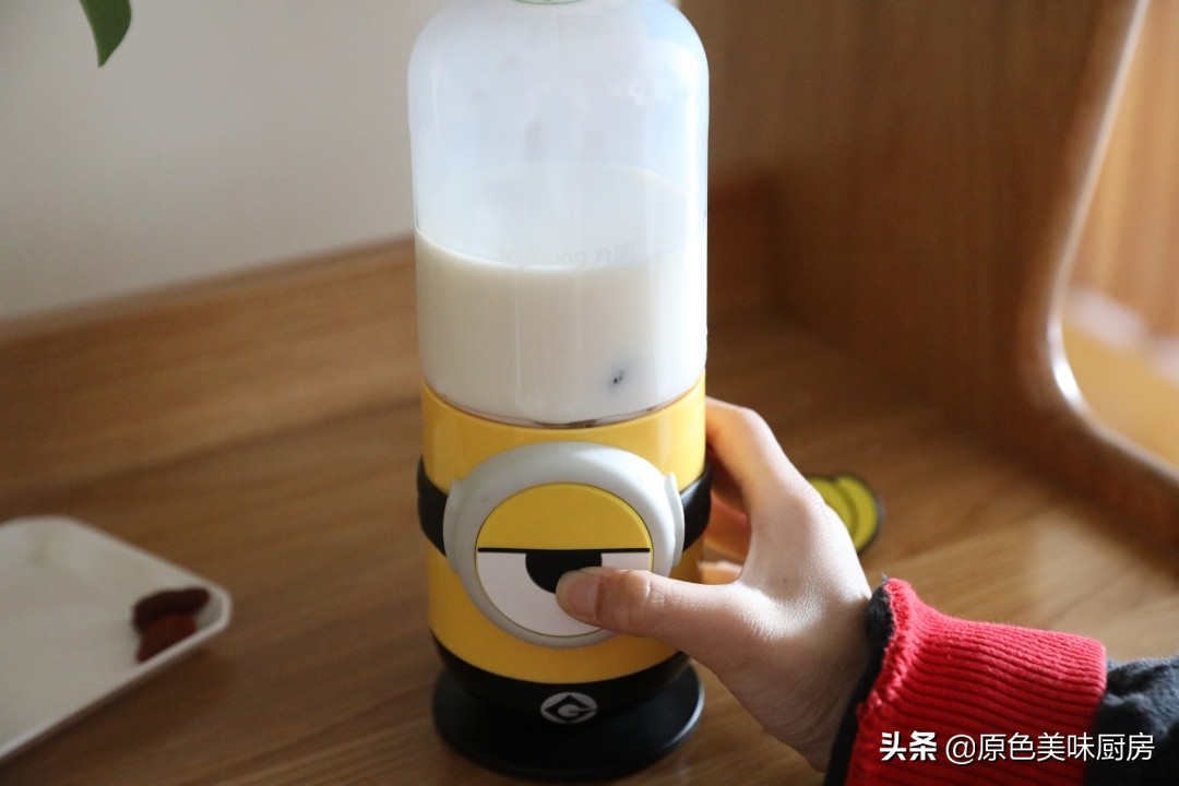 纯牛奶的最新吃法你学会了吗,纯牛奶不爱喝怎么做着好喝