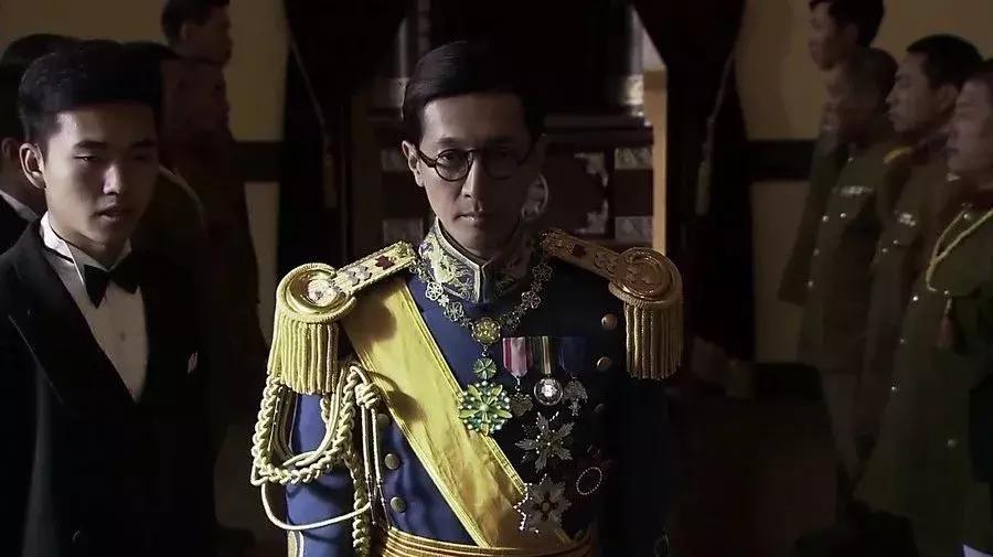 翡翠大王价值千万,翡翠大王赌石神话