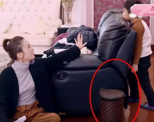 1万块的CHANEL篮球,2万块的LV排球,原来买包才是最便宜的开销