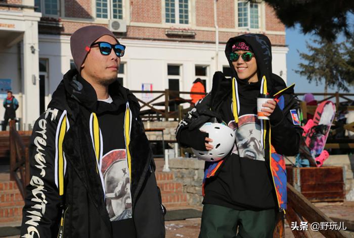 运动服饰新潮流,谁说运动上衣穿不出高定感