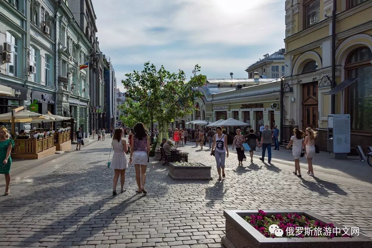莫斯科美食一条街在哪里,莫斯科购物最值得去的地方