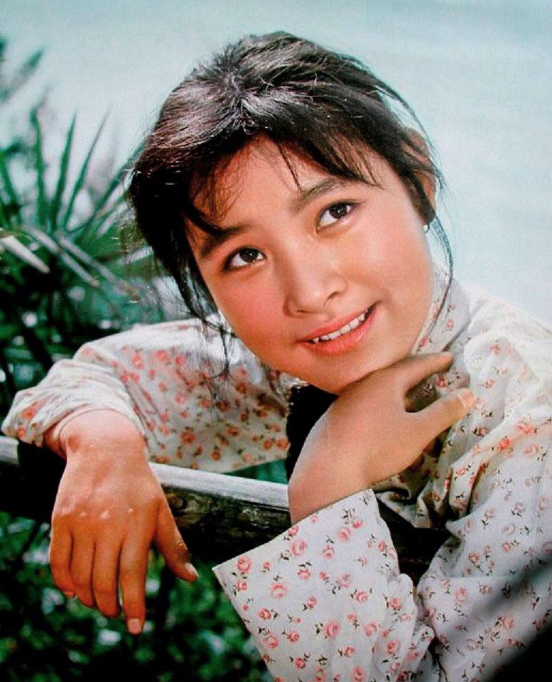 陈冲刘晓庆小花,拍小花时陈冲与刘晓庆的真实年龄