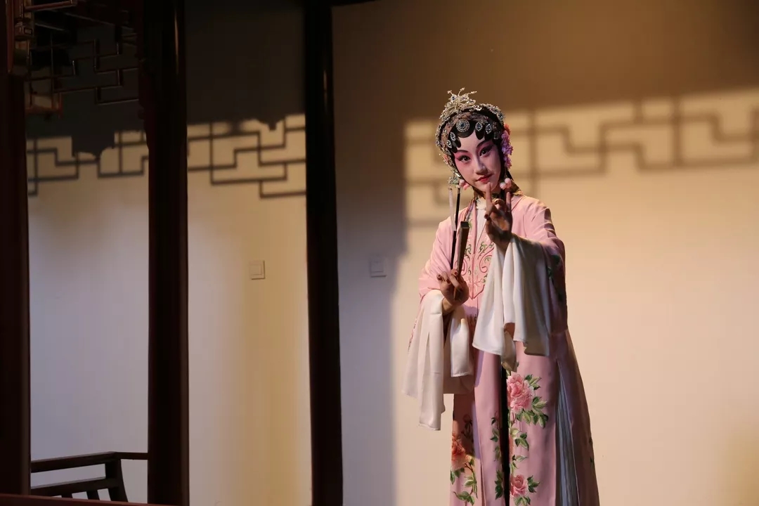 昆山巴城羊绒大衣大卖场怎样走,巴城双面羊绒大衣最好的批发市场