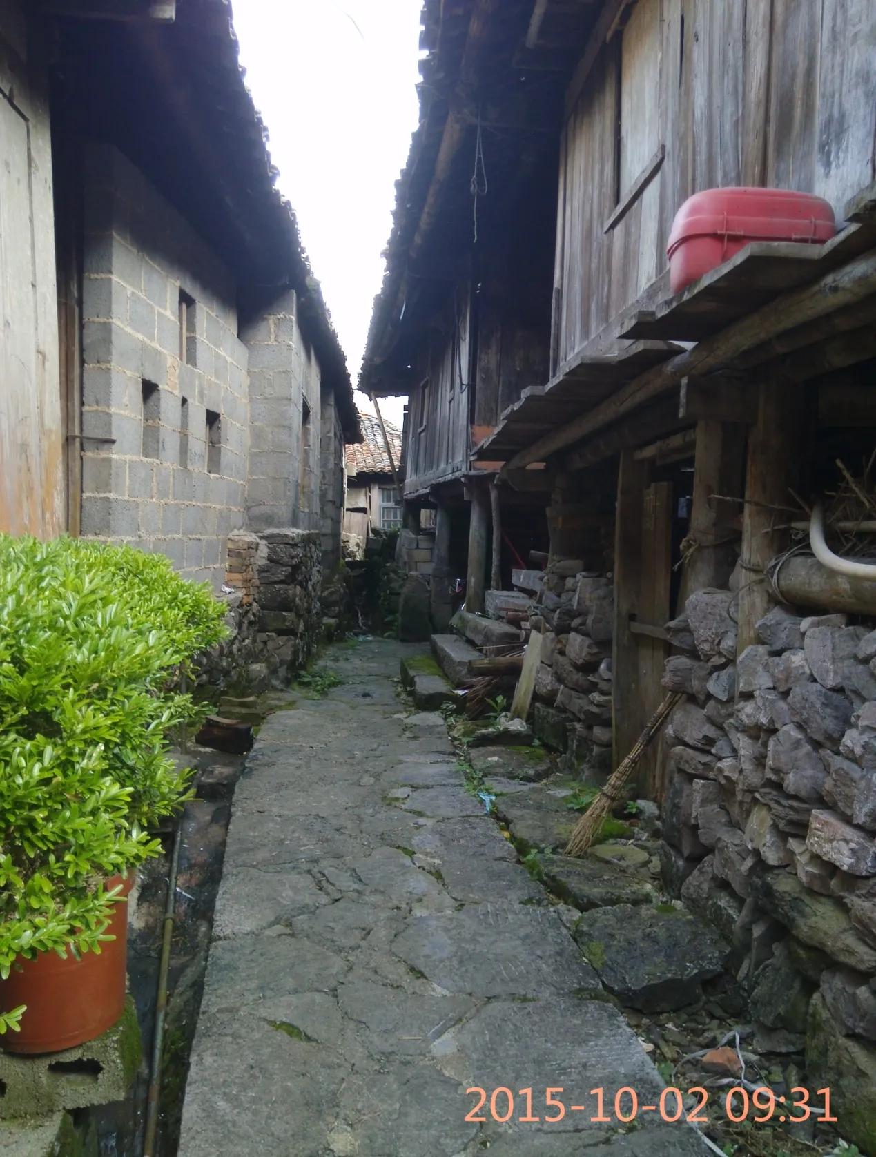 黄果树荔波小七孔苗寨镇远两日游,千户苗寨梵净山黄果树三日游