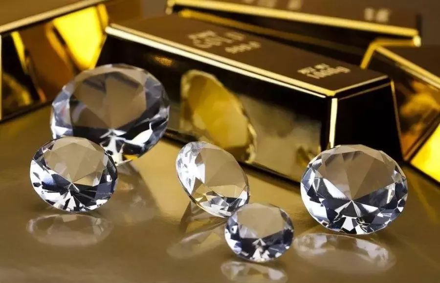 什么样的钻石值得买,钻石不保值为什么明星还要买钻石