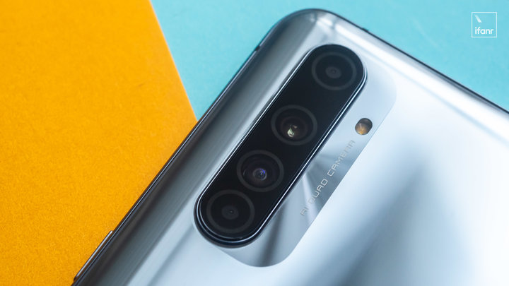 realmex50pro玩家版性能介绍,realmex50pro玩家版有何区别